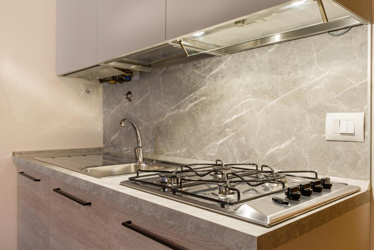 Apartments City Center Verona Bagian luar foto