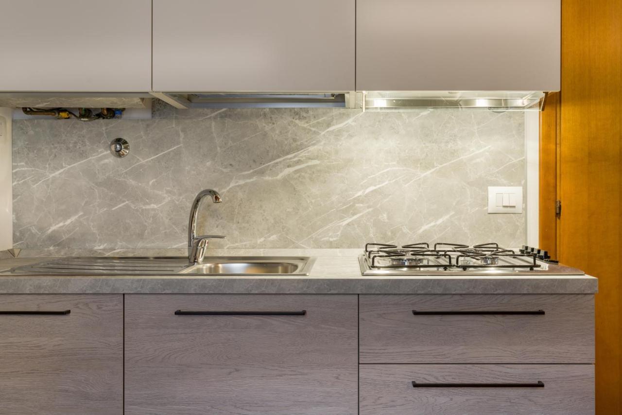 Apartments City Center Verona Bagian luar foto