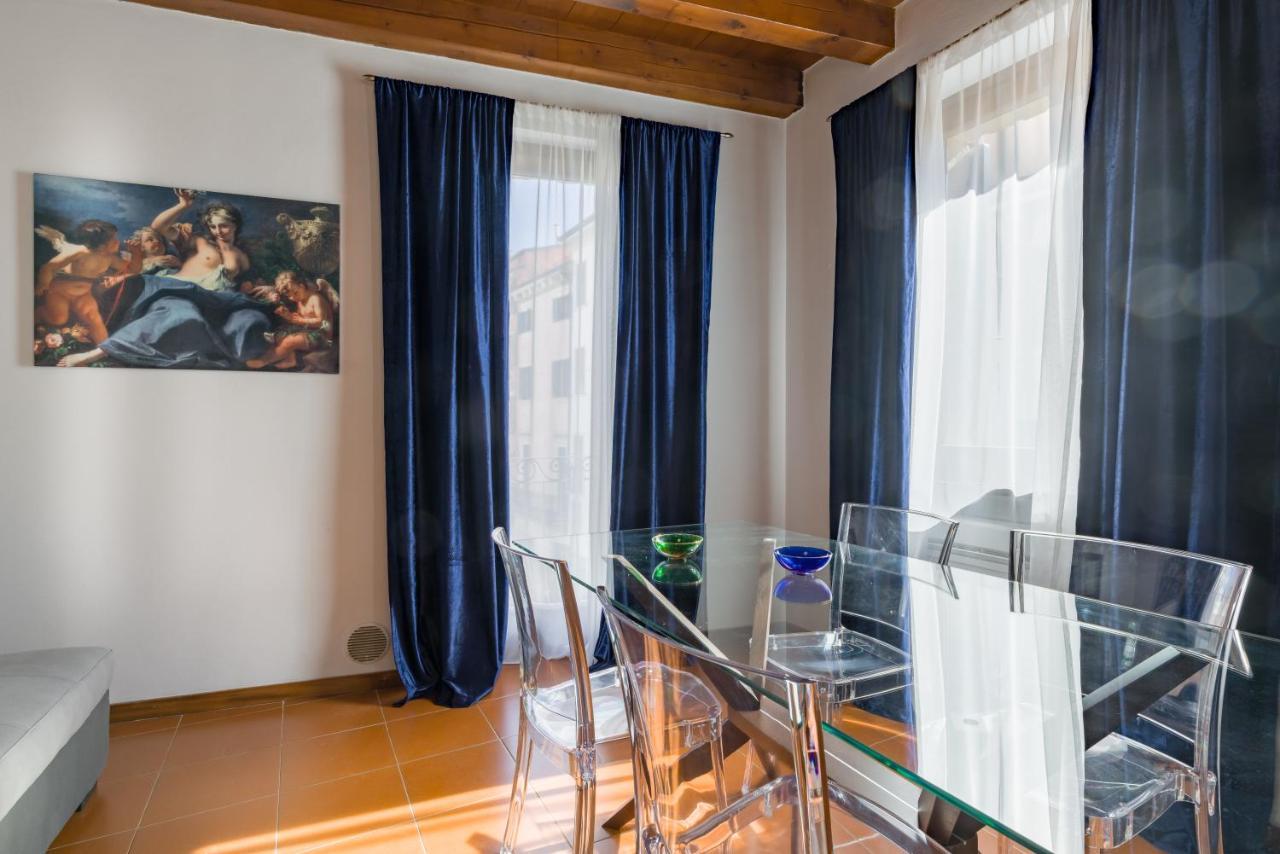 Apartments City Center Verona Bagian luar foto