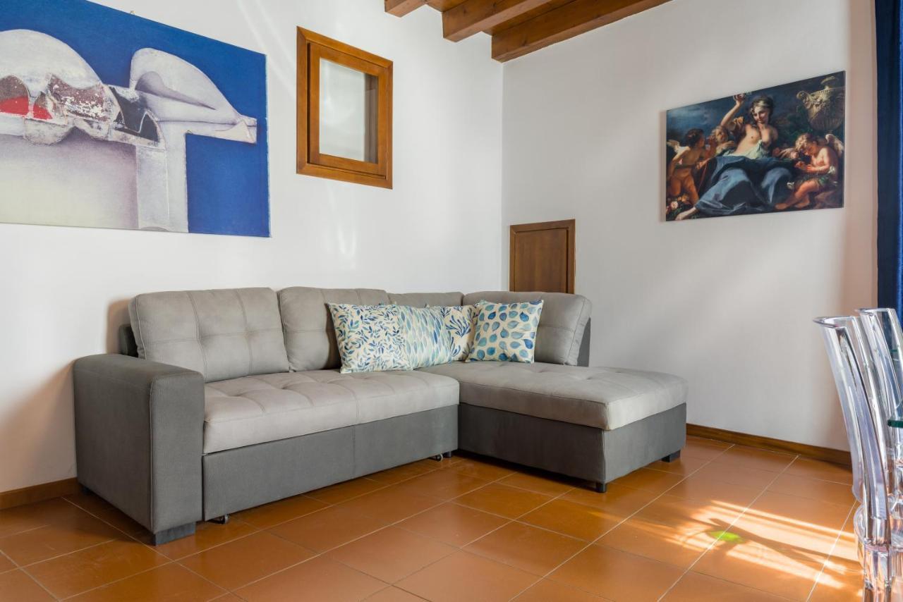 Apartments City Center Verona Bagian luar foto