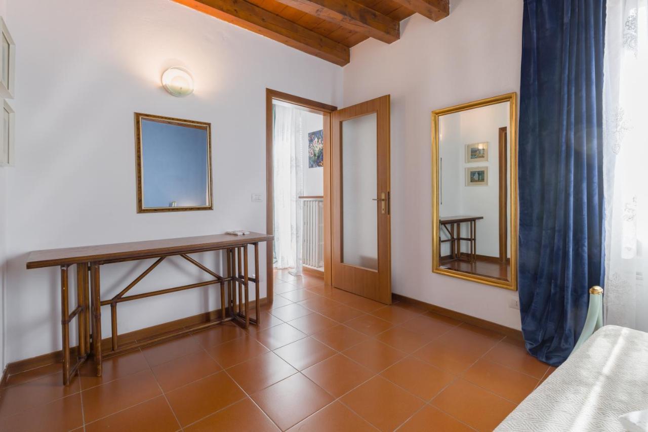 Apartments City Center Verona Bagian luar foto