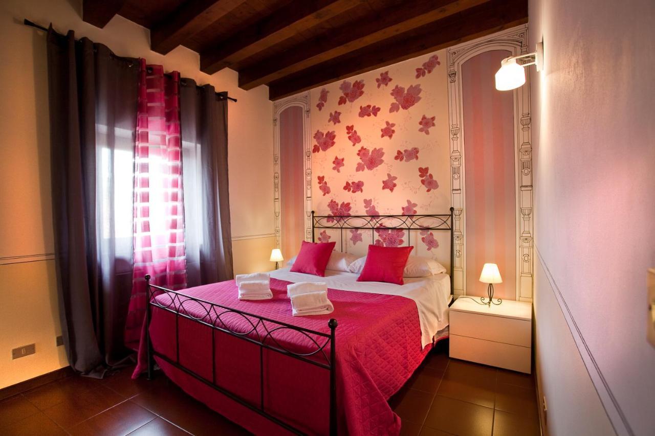 Apartments City Center Verona Bagian luar foto